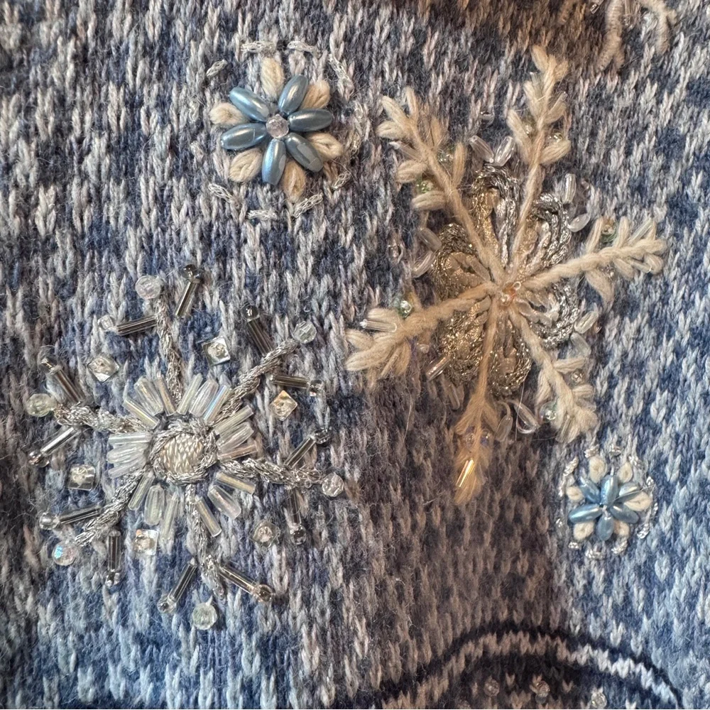 Vintage Fair Isle Full Zip Cardigan Sweater Snowflake Beaded Blue Ramie Medium